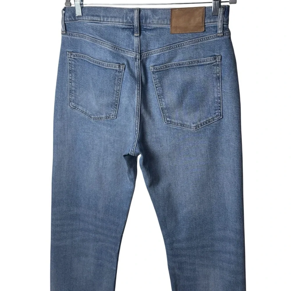 Banana Republic Slim Light Blue Jeans Capsule‎ Comfort Preppy Chic Minimalist 32